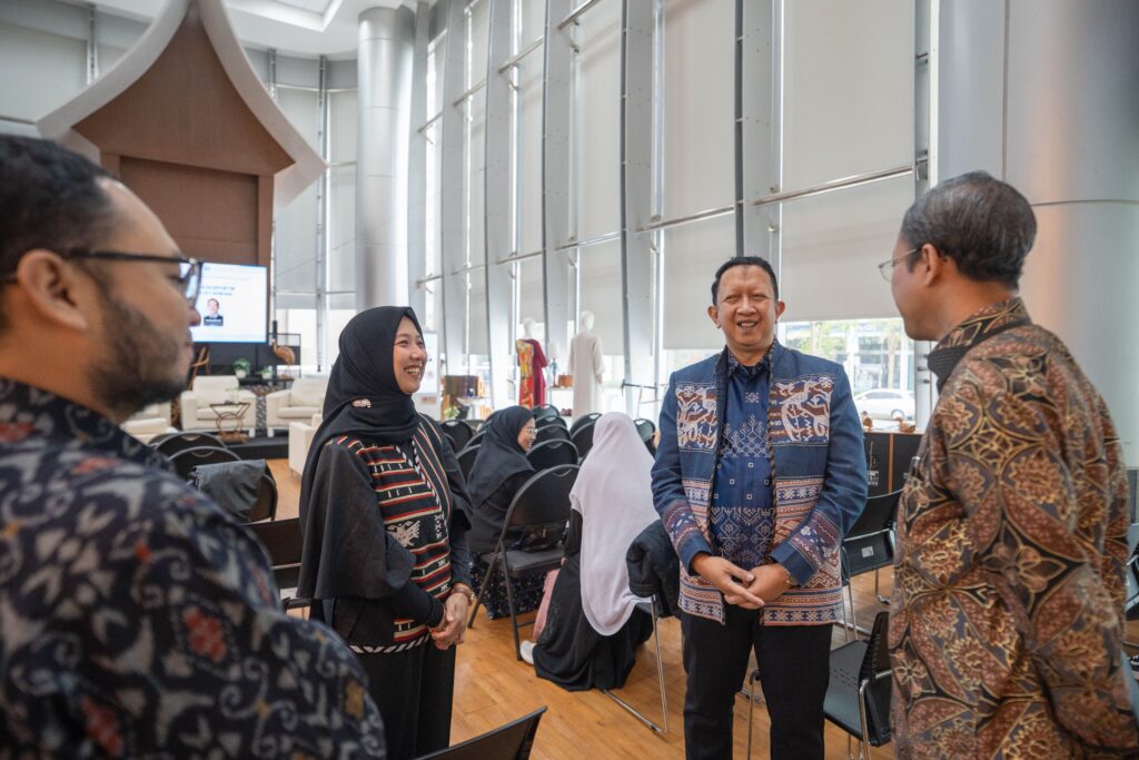SEMINAR BERSAMA DIREKTORAT JENDERAL PENGEMBANGAN EKSPOR NASIONAL, KDEI TAIPEI SEKALIGUS TEMU DIASPORA (2)