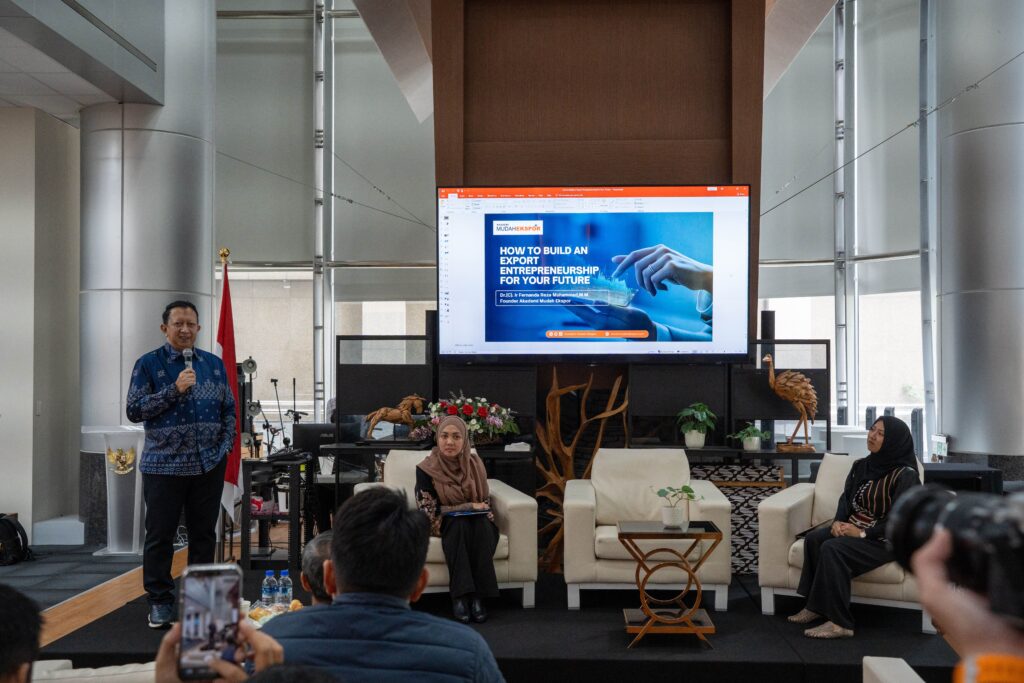 SEMINAR BERSAMA DIREKTORAT JENDERAL PENGEMBANGAN EKSPOR NASIONAL, KDEI TAIPEI SEKALIGUS TEMU DIASPORA (9)
